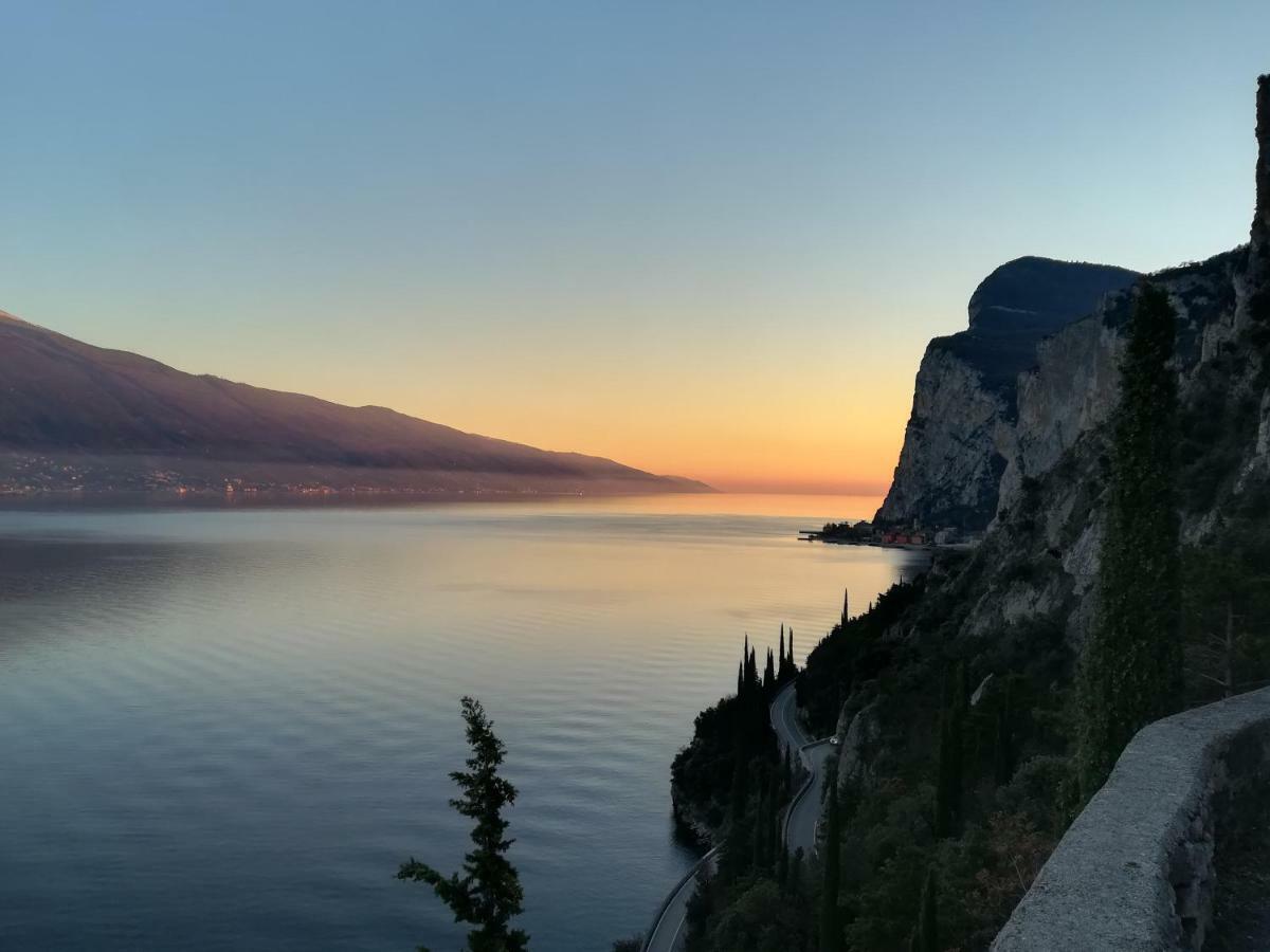 Casa Roby Lägenhet Tremosine Exteriör bild